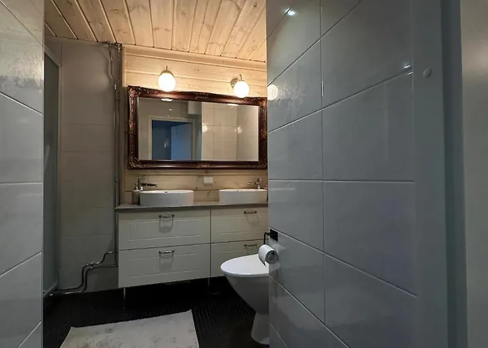 Apartamento Arctic Corner With Jacuzzi *